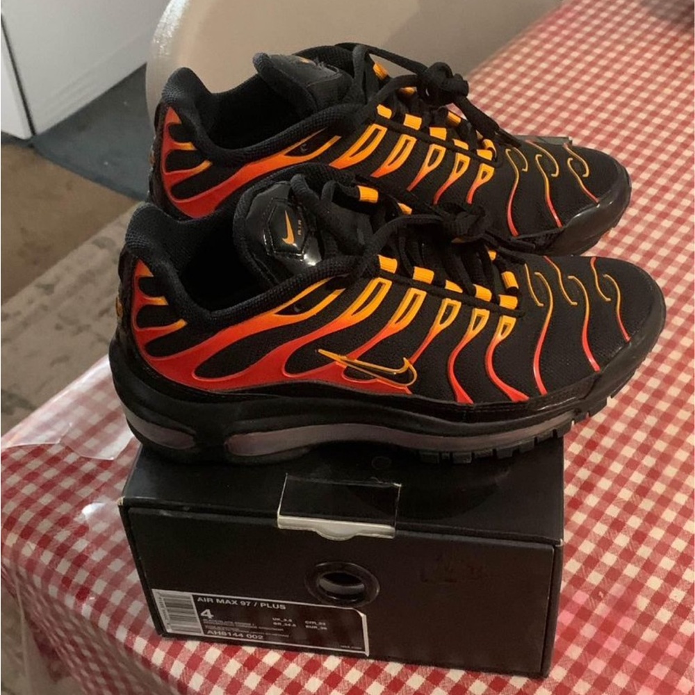 Nike Air Max 97